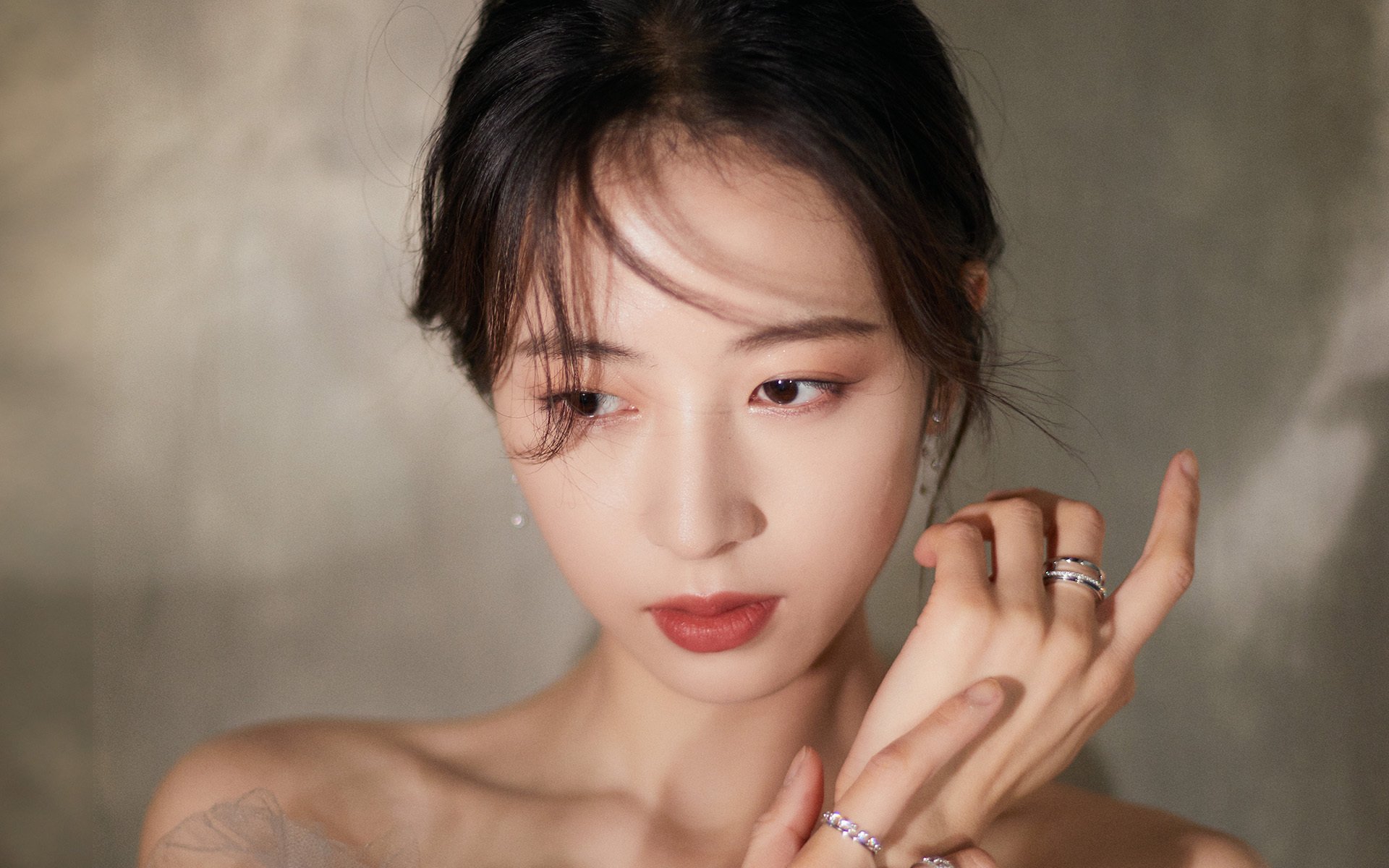 开云真人体育娱乐-2022年总决赛：库里在关键时刻几次神级远投，让对手完全无解，夺冠瞬间令人难忘